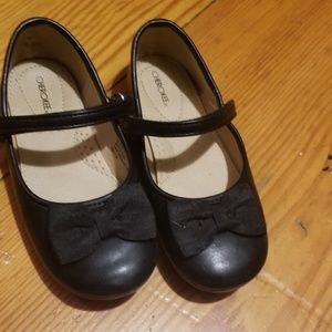 Cute and comfortable black dress shoes Cherokee